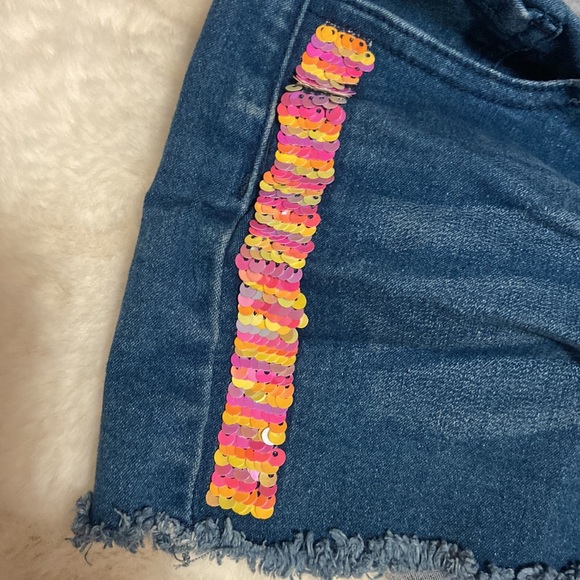 Girls Shorts with sequins - Picture 2 of 4